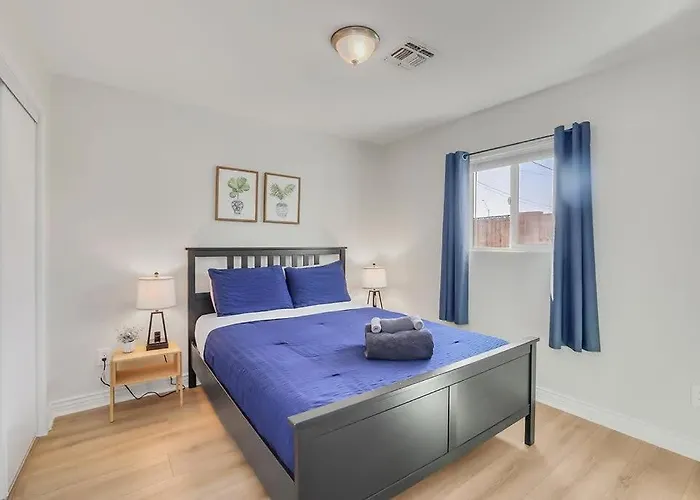 2br Desert Retreat Monthly