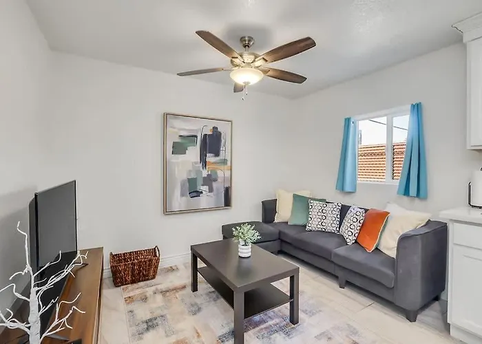 Holiday home 2br Desert Retreat Monthly