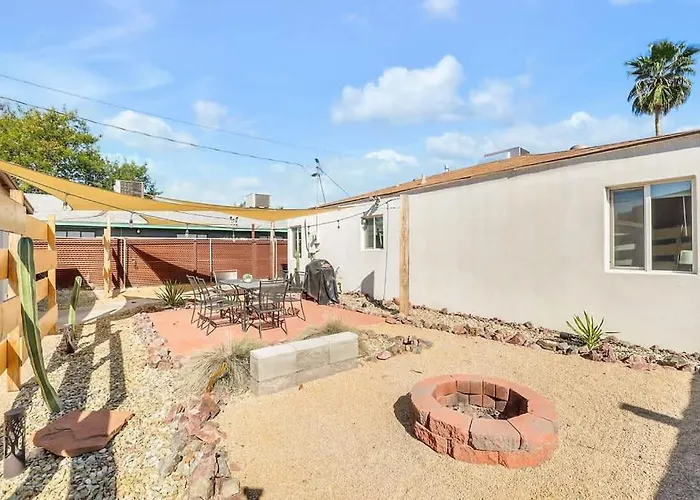 2br Desert Retreat Monthly Holiday home *